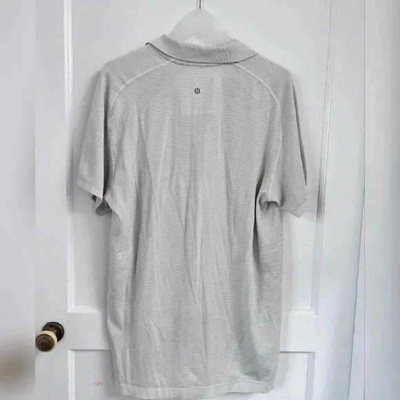 Lululemon Light Grey Metal Vent Polo (Golf) - Picture 2 of 2